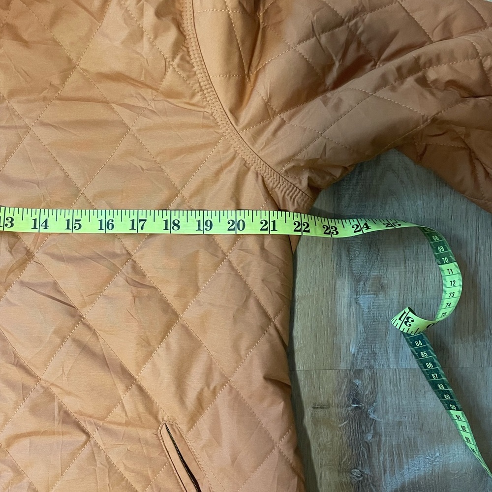 LL Bean Quilted Lightweight Jacket in Rust - Picture 8 of 11